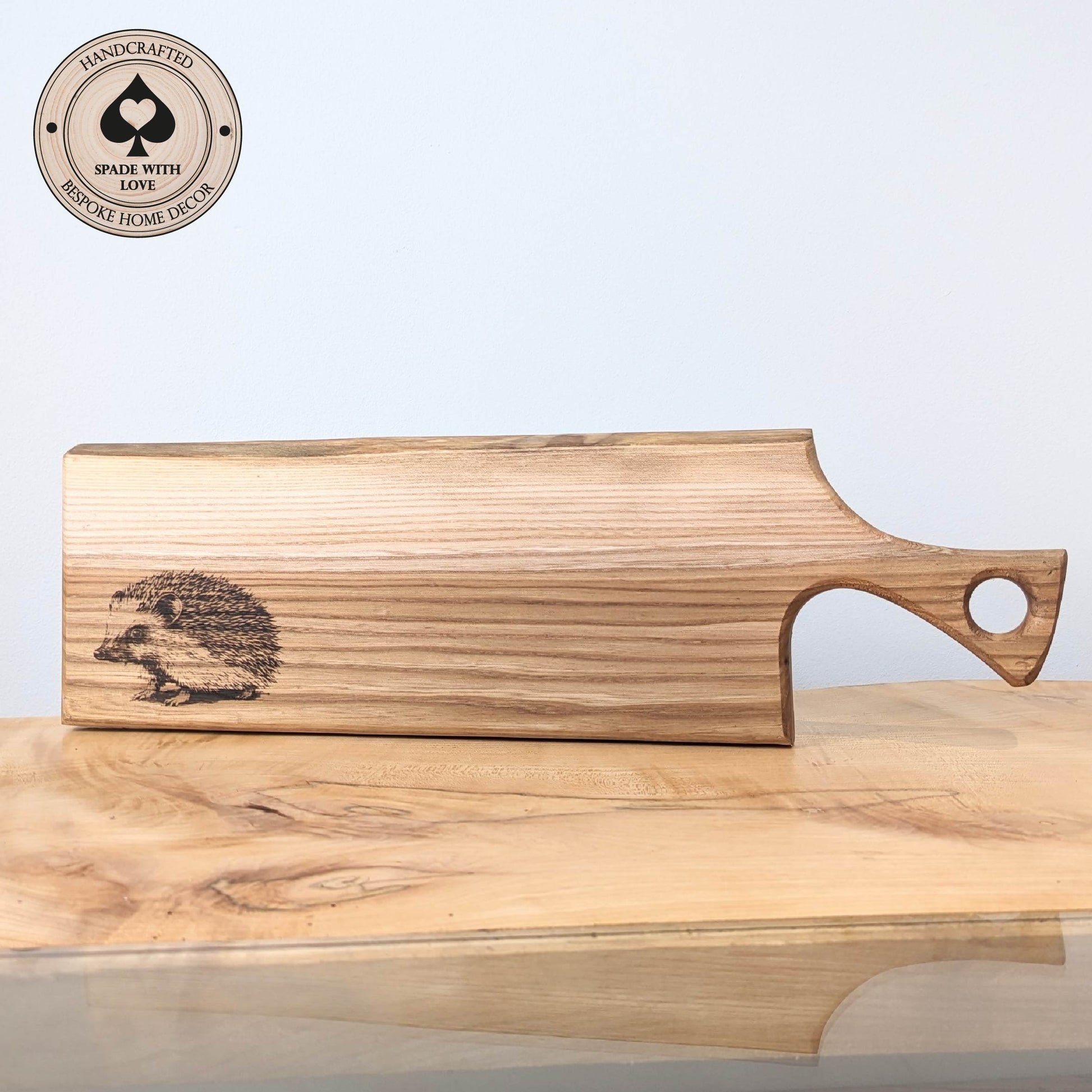 Solid Wood Serving Board - Personalised Serving Board - Custom Wooden Serving Board - Add your Name Board - hedgehog Serving Board