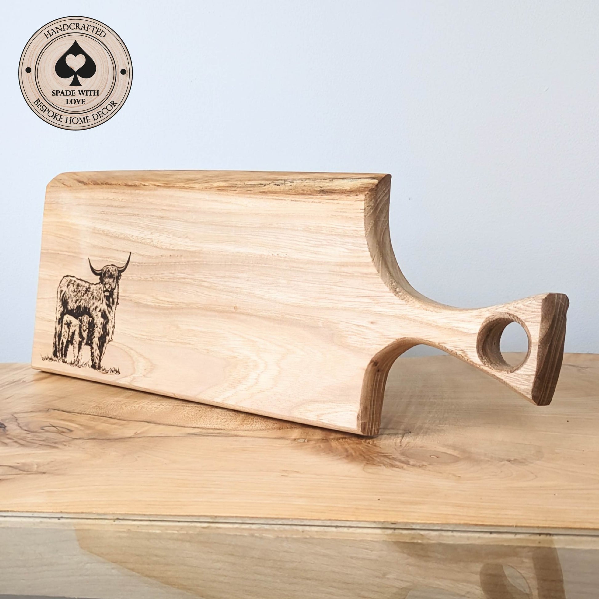 Solid Wood Serving Board - Personalised Serving Board - Custom Wooden Serving Board - Add your Name Board - Highland Cow Serving Board